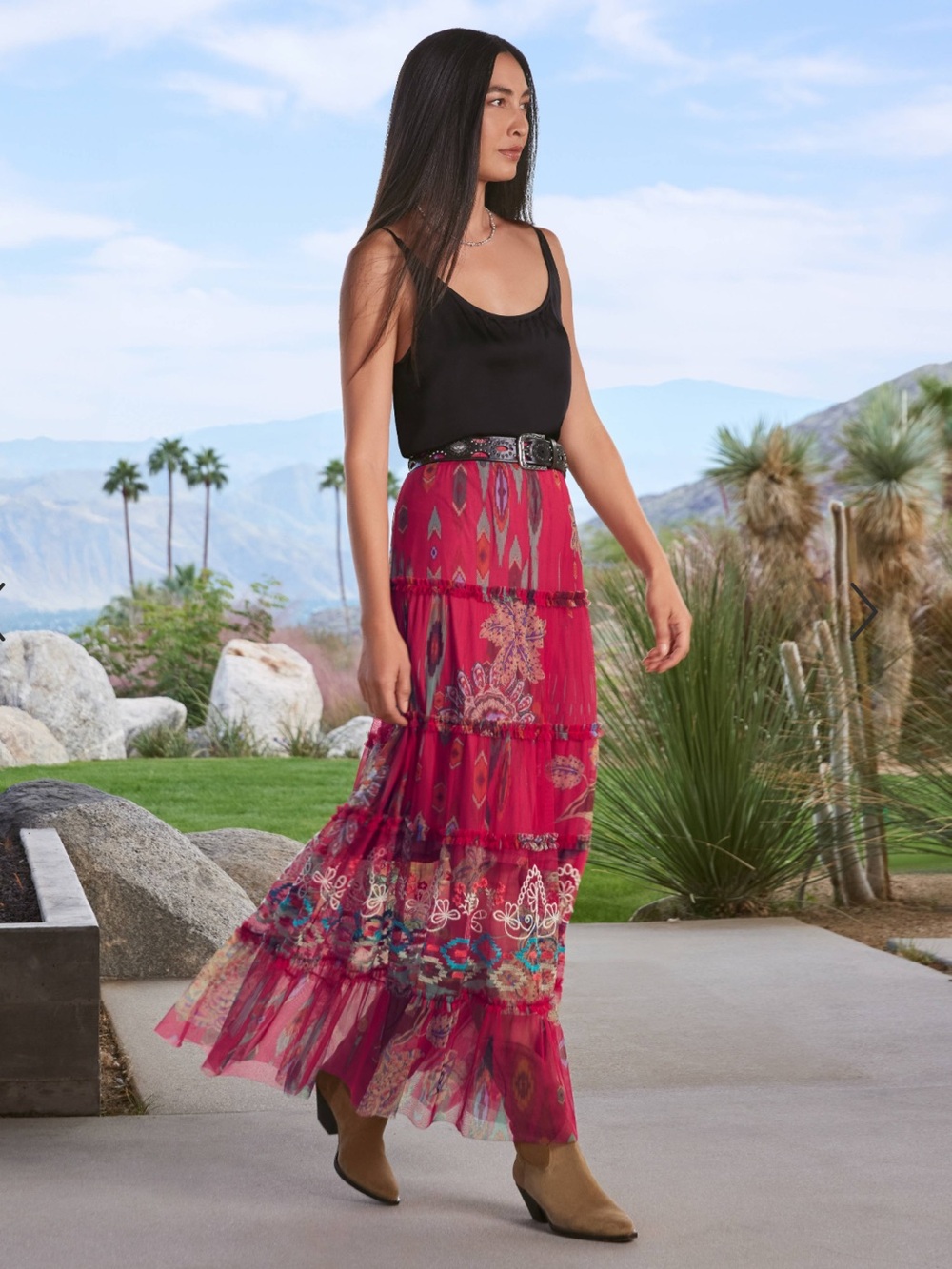 Johnny Was Feather Lark Mesh Tiered Skirt
Size XL